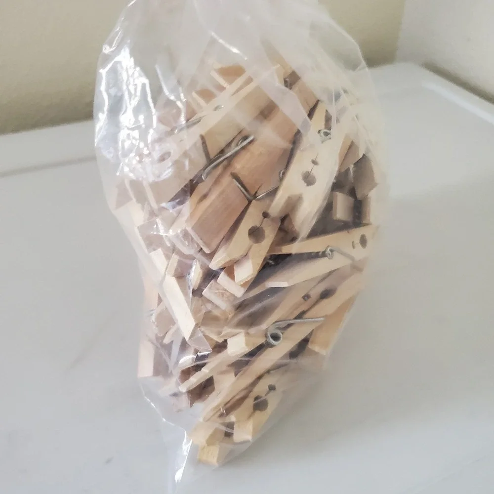 Lot Of 69 Wood Clothespins Wooden Laundru Clothes Pins Large Spring Regular Size